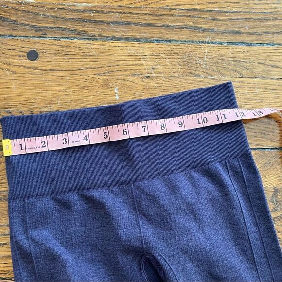 Lululemon In The Flow Crop II leggings - Picture 13 of 16